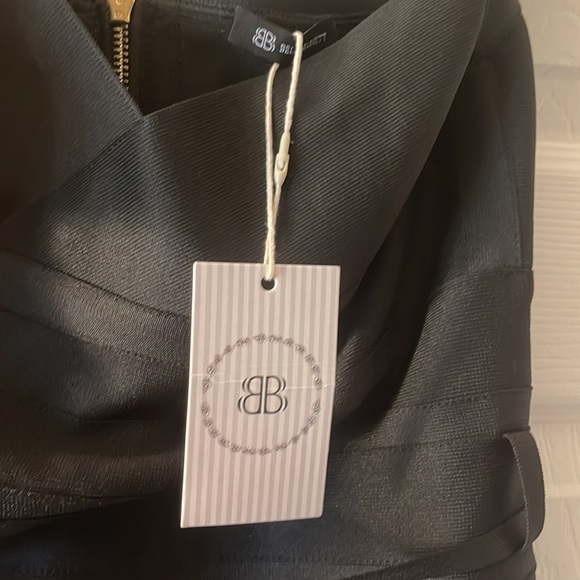 Bella Barnett Stella Bandage Dress. Black. Size XL - Picture 8 of 9